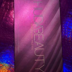 Huda beauty palette